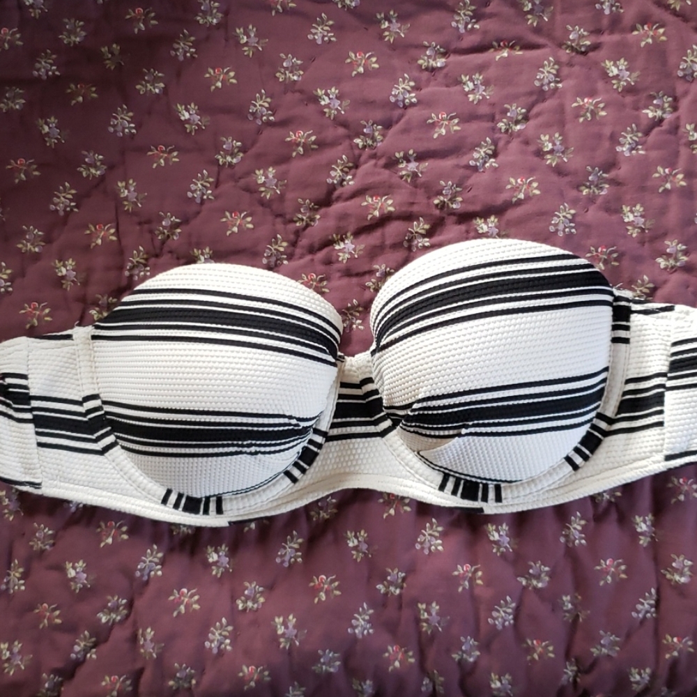 Victoria's Secret Wired Swim Top
